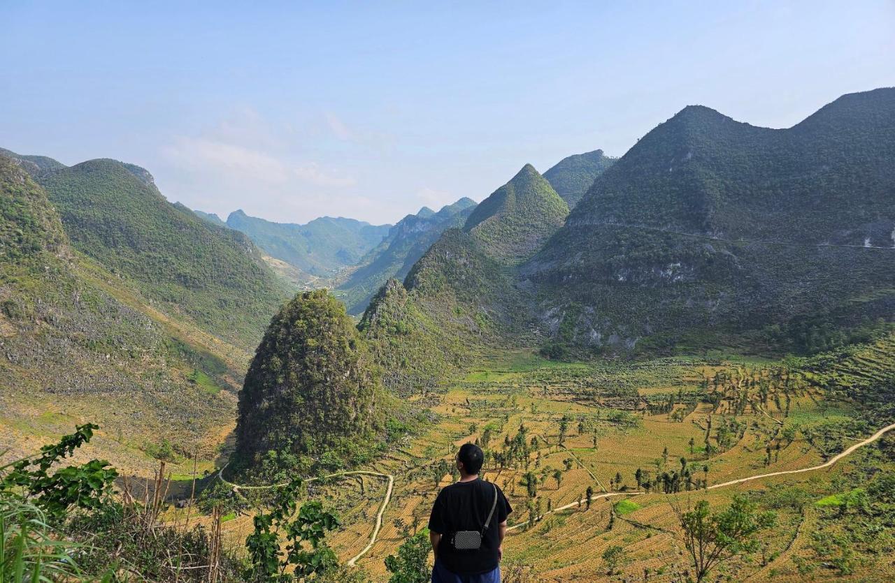 Delapong Guest House - Motorbike Tour Ha Giang Exteriör bild